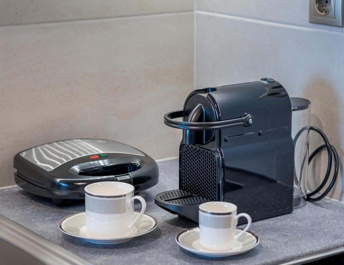 Brand New Aprtm Touching Acropolis Apartment Athens Ngoại thất bức ảnh